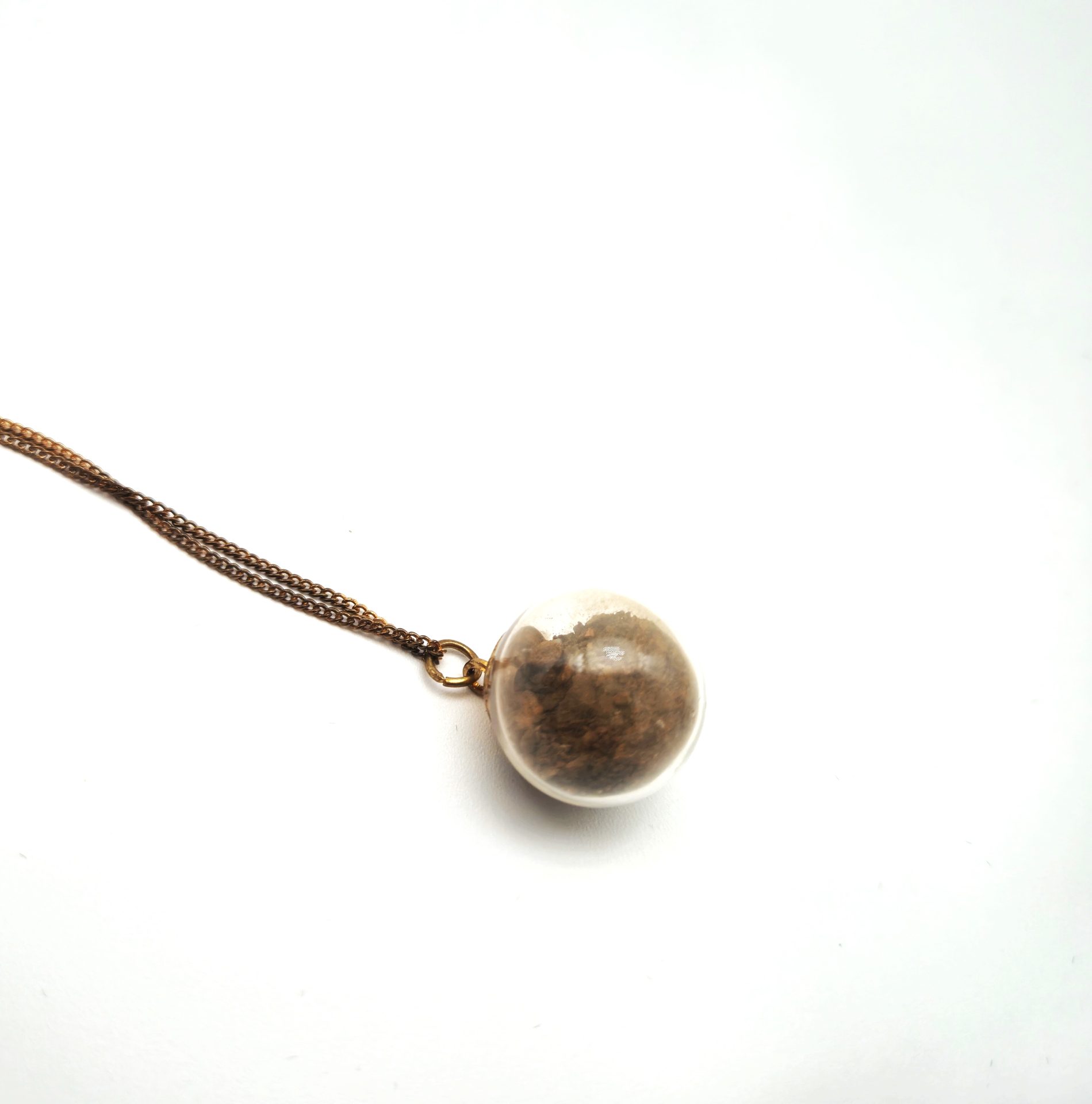 pendant chondrite gold chain nwa xxx (2)