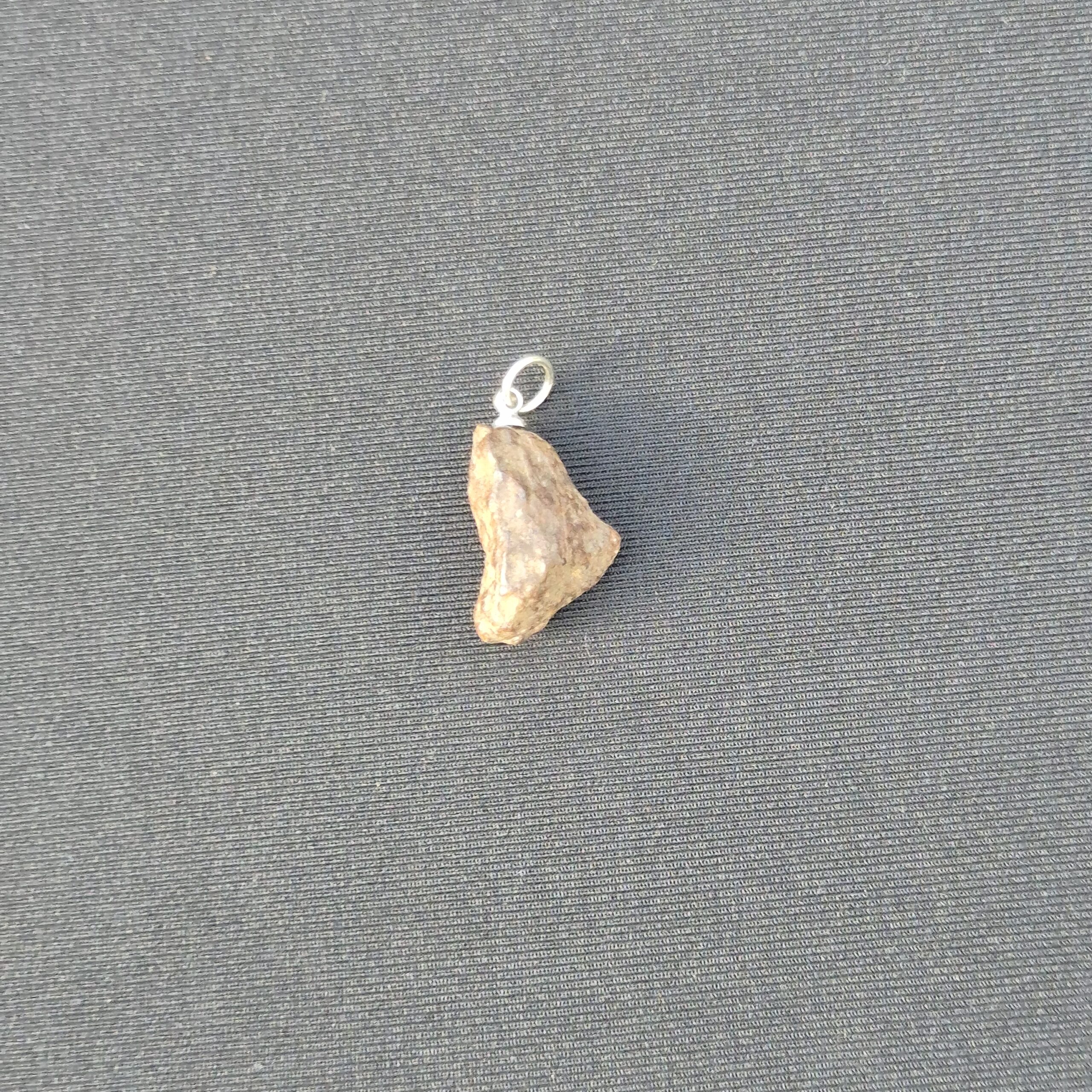 pendentif nwa