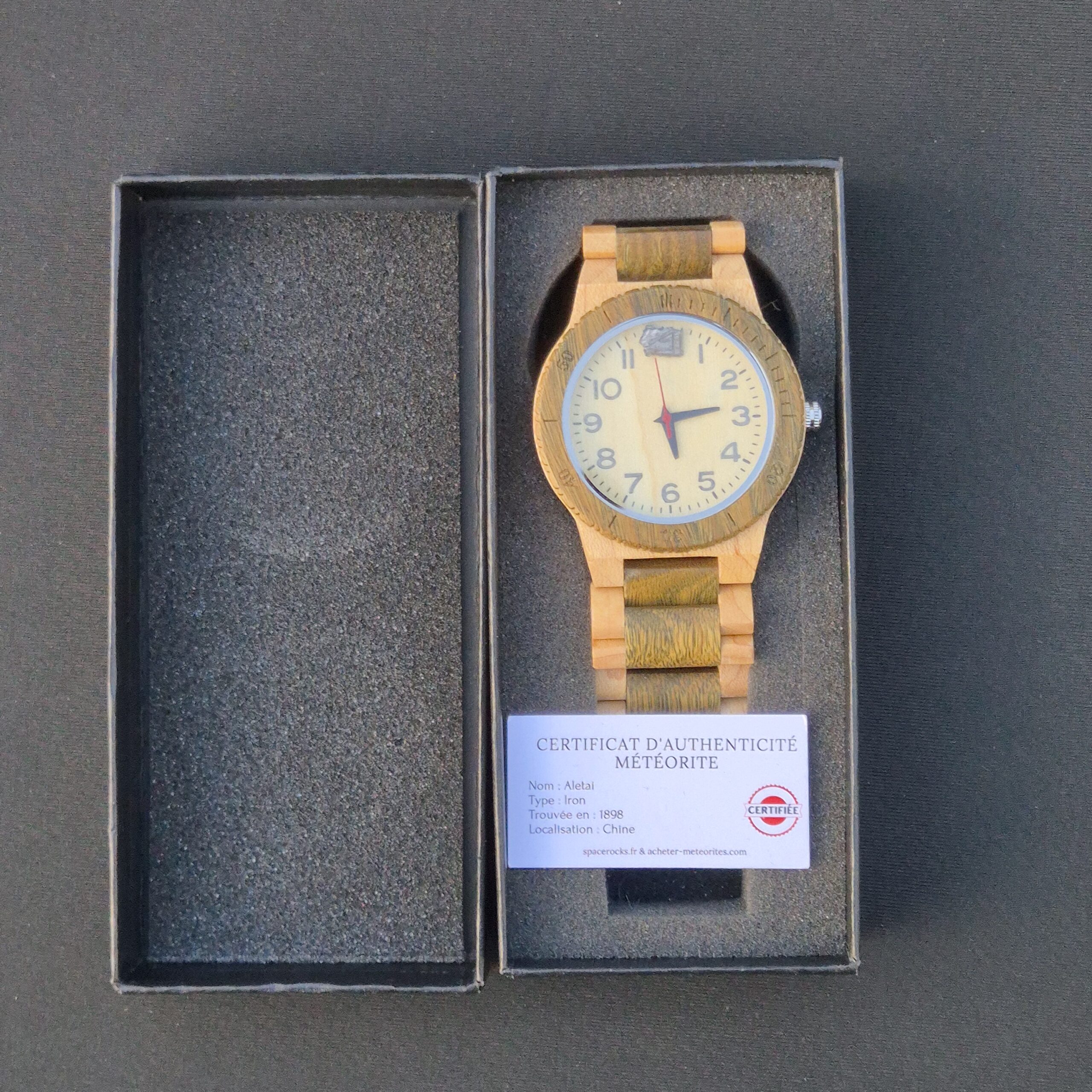 montre météorite Aletai CHINE (1)