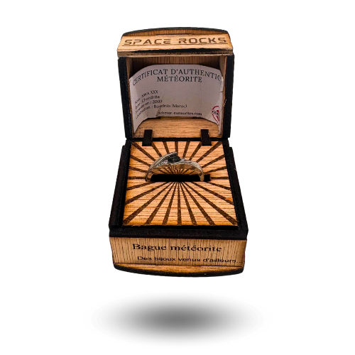 ring nwa meteorite wooden case