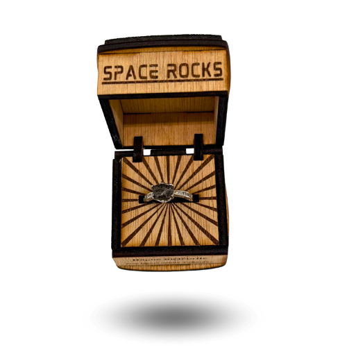 Ring meteorite celestial fragment campo del cielo wooden case