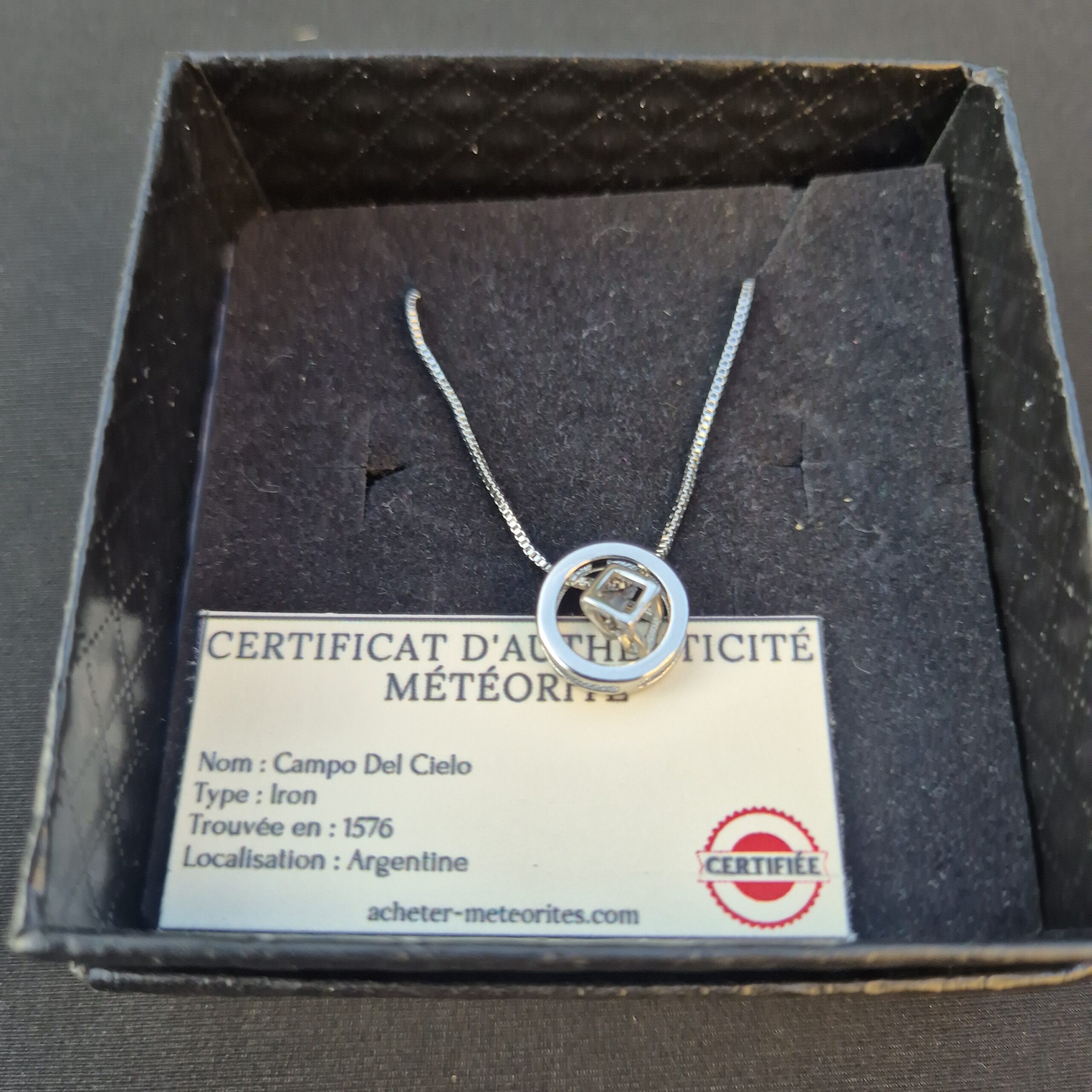 collier moderne météorite