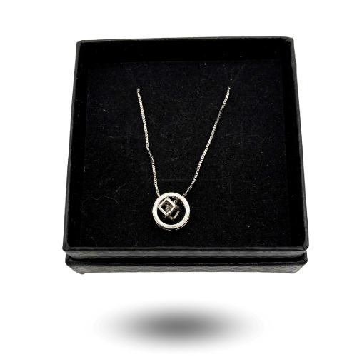 modern necklace