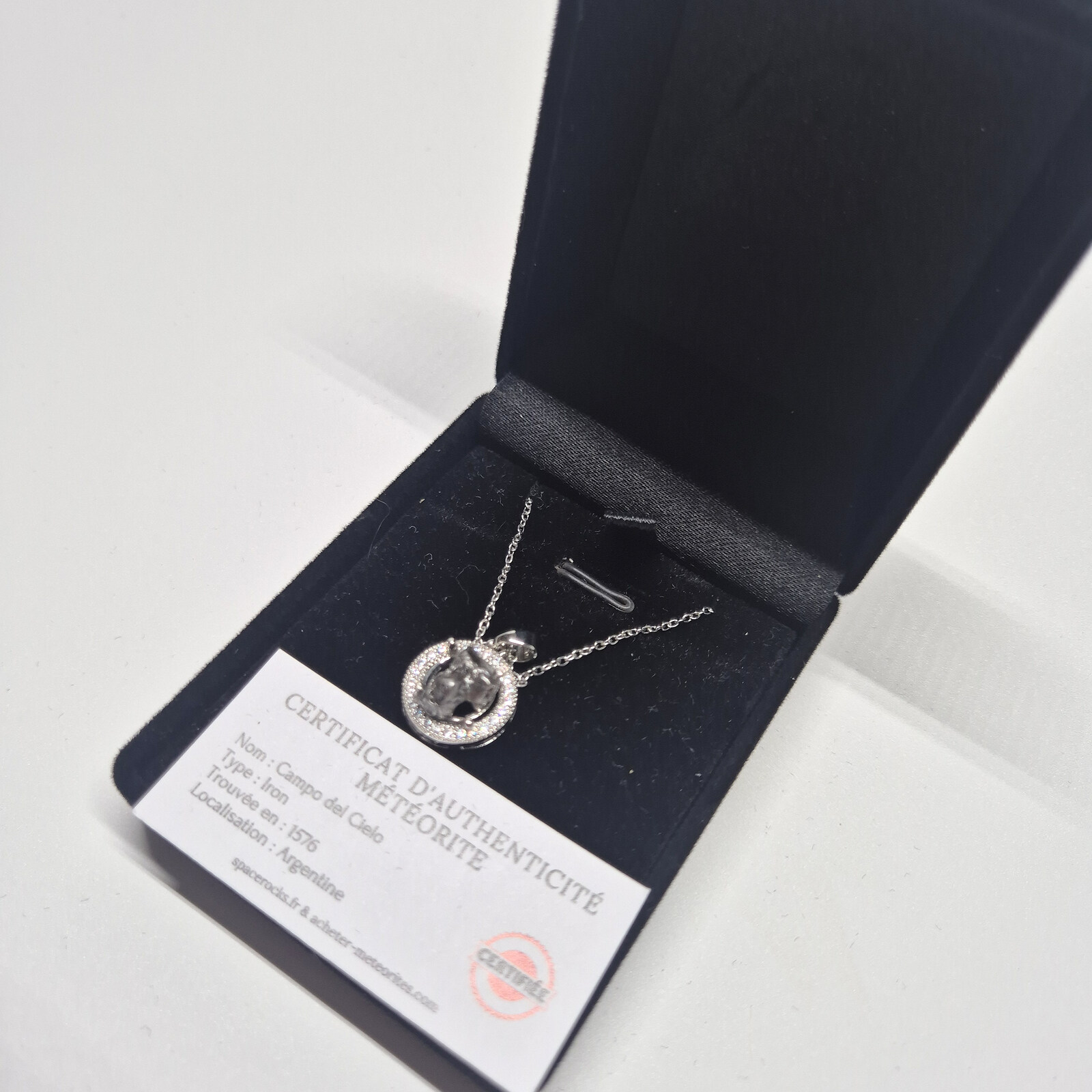 collier rond écrin à bijou