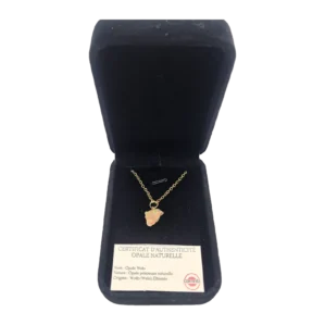 Collier opale Welo à feu orangé – chaîne dorée