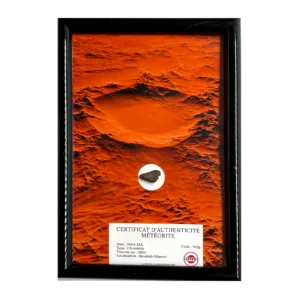 Photo surface de Mars avec météorite NWA XXX – cadre noir