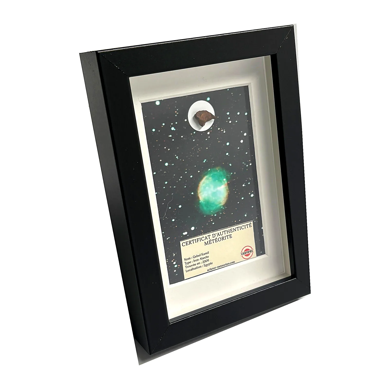 Tableau nébuleuse planétaire avec météorite Gebel Kamil – cadre noir et passe-partout – vue de biais