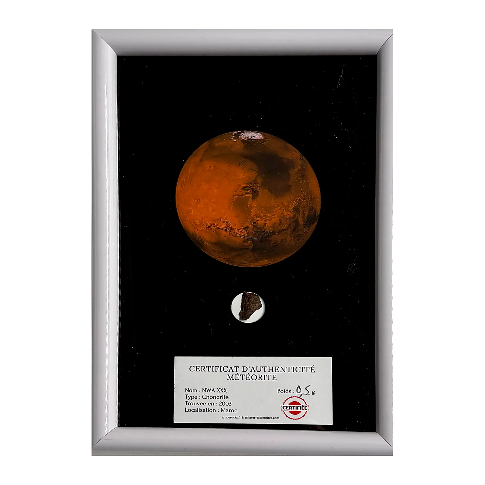 Tableau planète Mars avec météorite NWA XXX – cadre blanc – vue de face sur fond blanc
